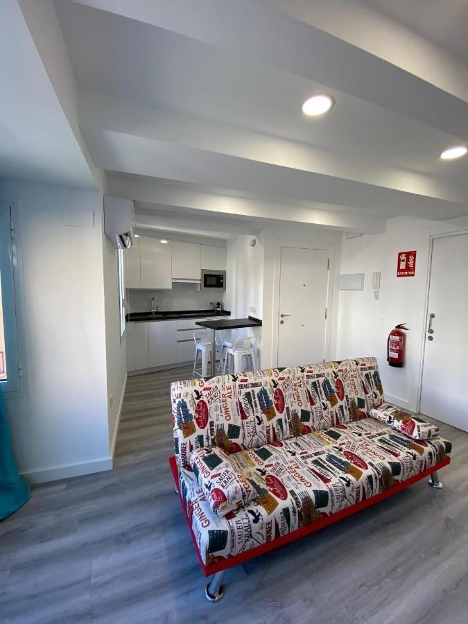 Apartamentos San Martin Plasencia Eksteriør bilde